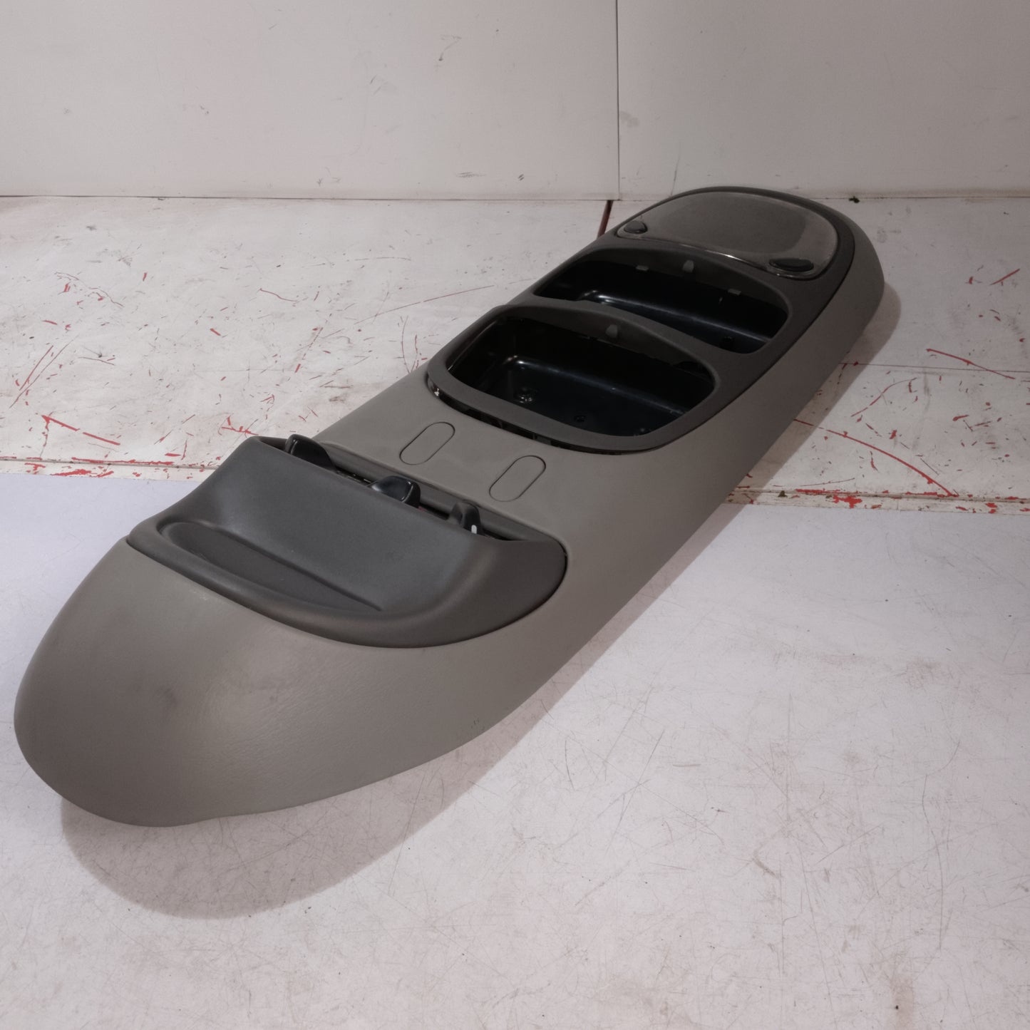 Center Console Assembly With Issue | Expedition