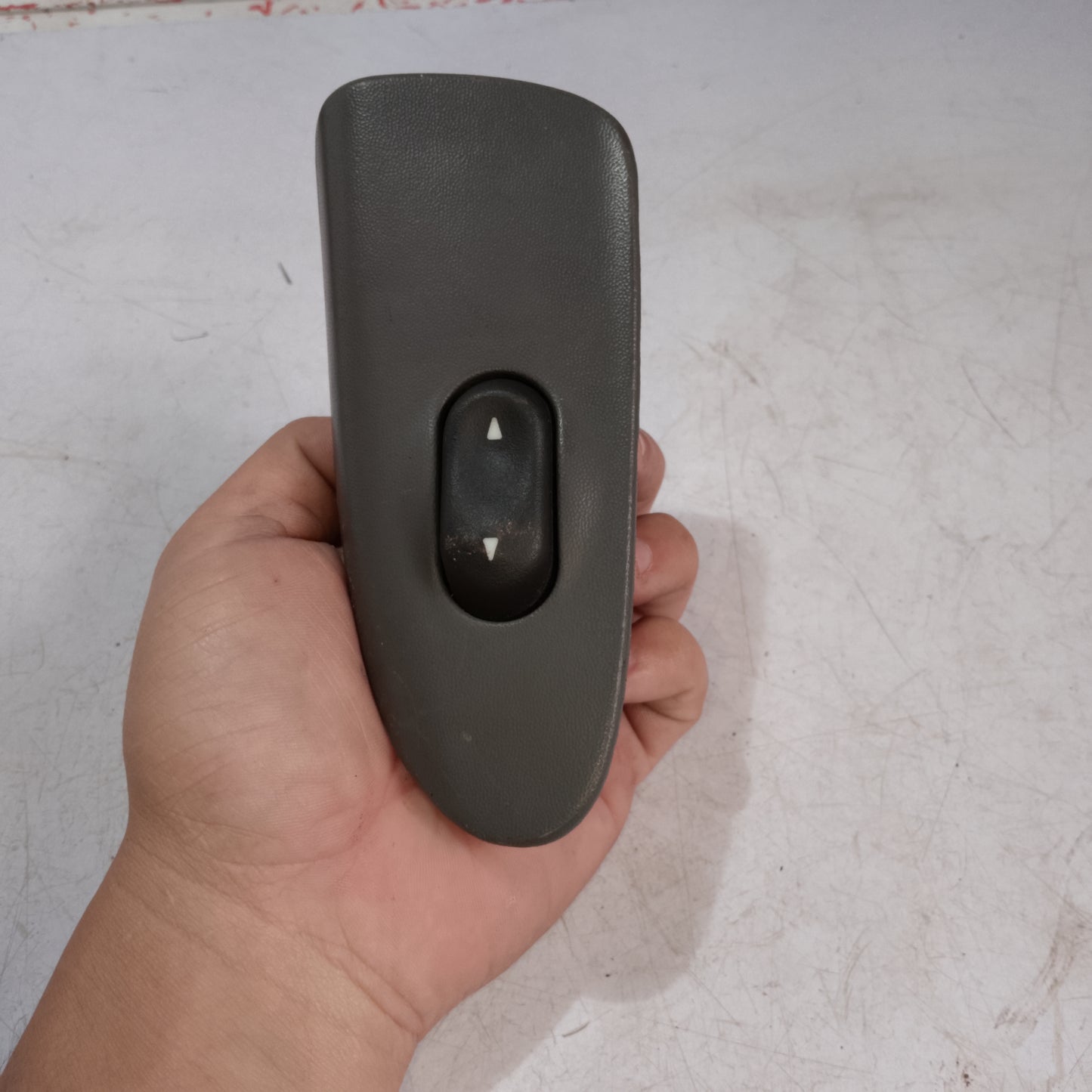 Window Switch | Driver Side | Expedition