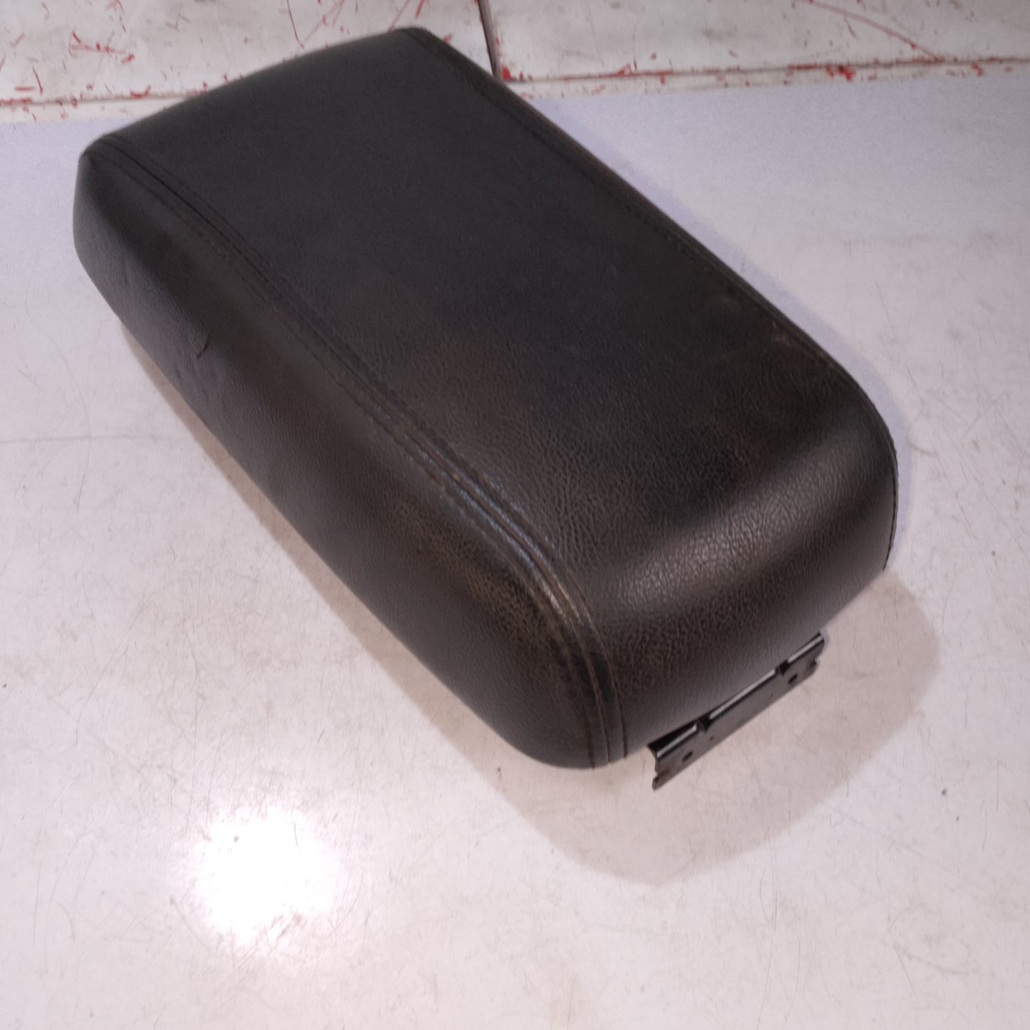 Arm Rest | Mazda Tribute