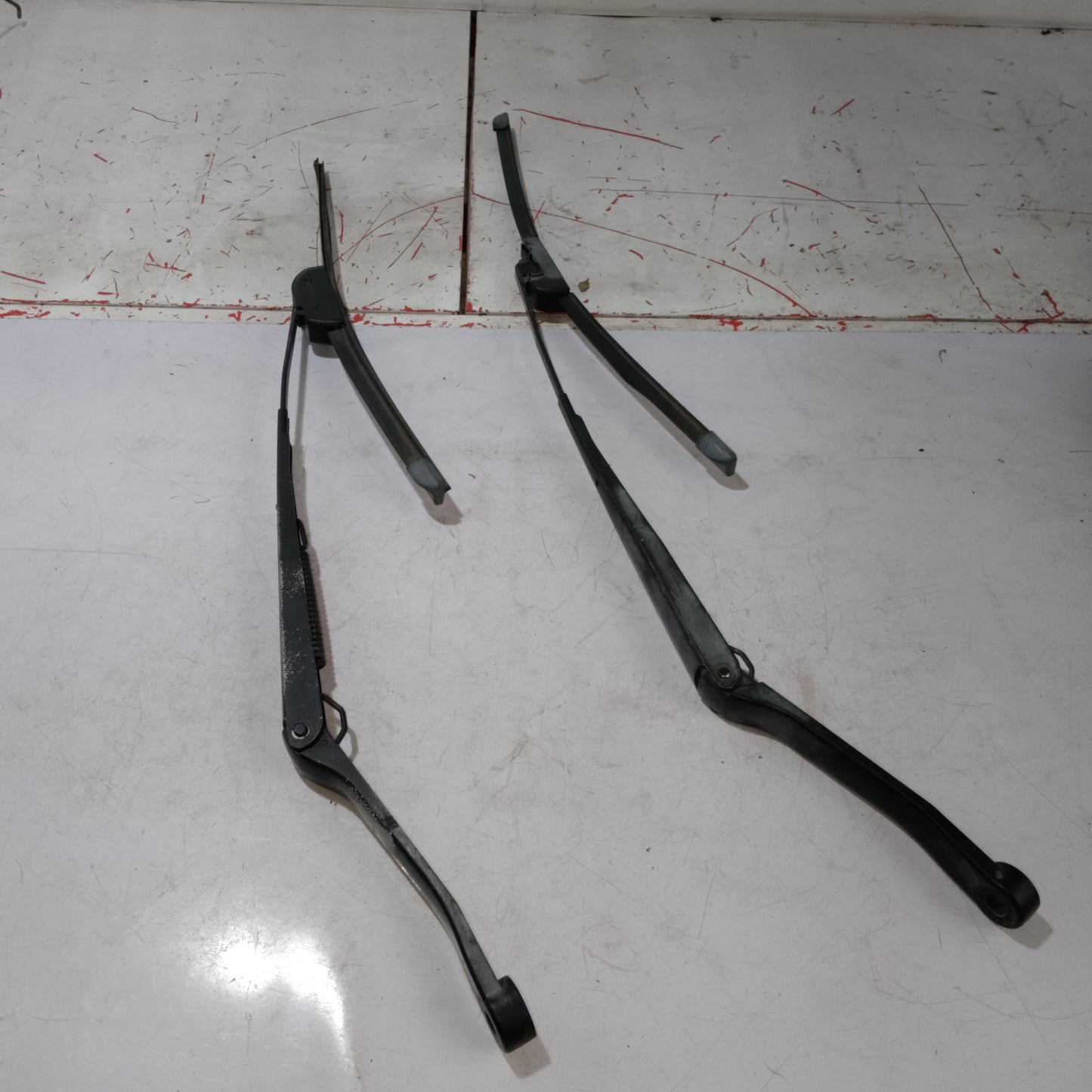 Wiper Arm | Left And Right | Mazda Tribute
