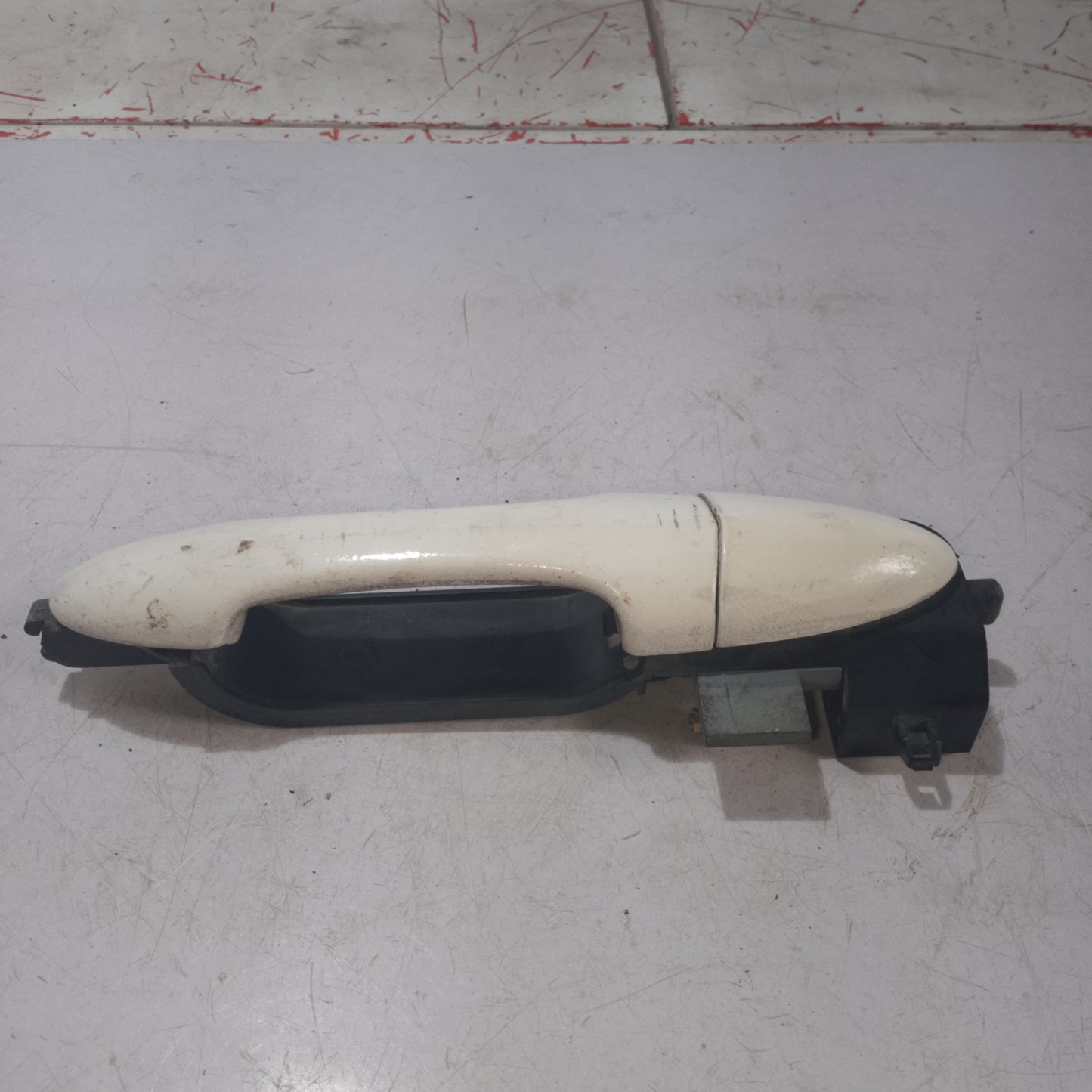 Outer Door Handle | Passenger Side | Mazda Tribute