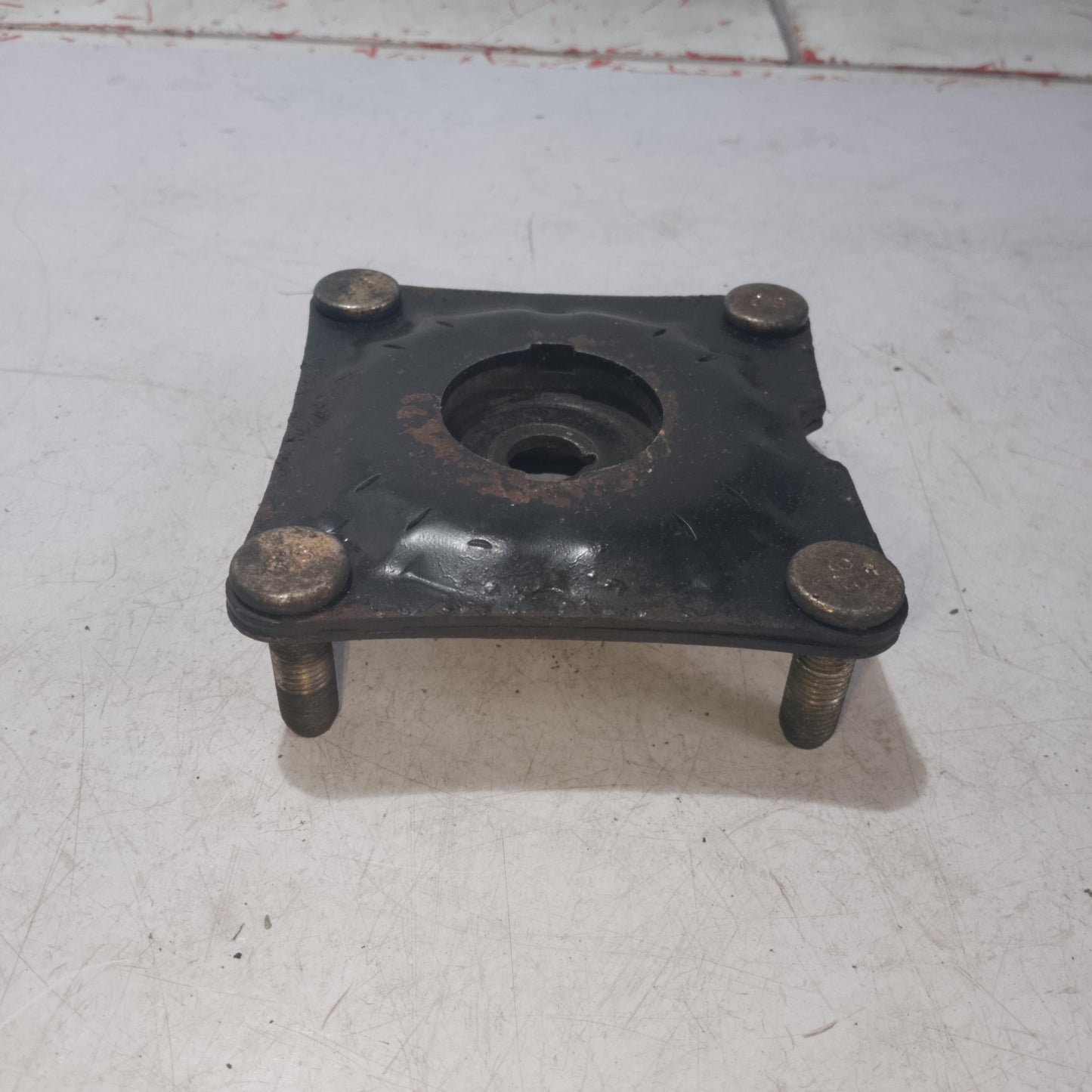 Strut Mounting | Mazda Tribute