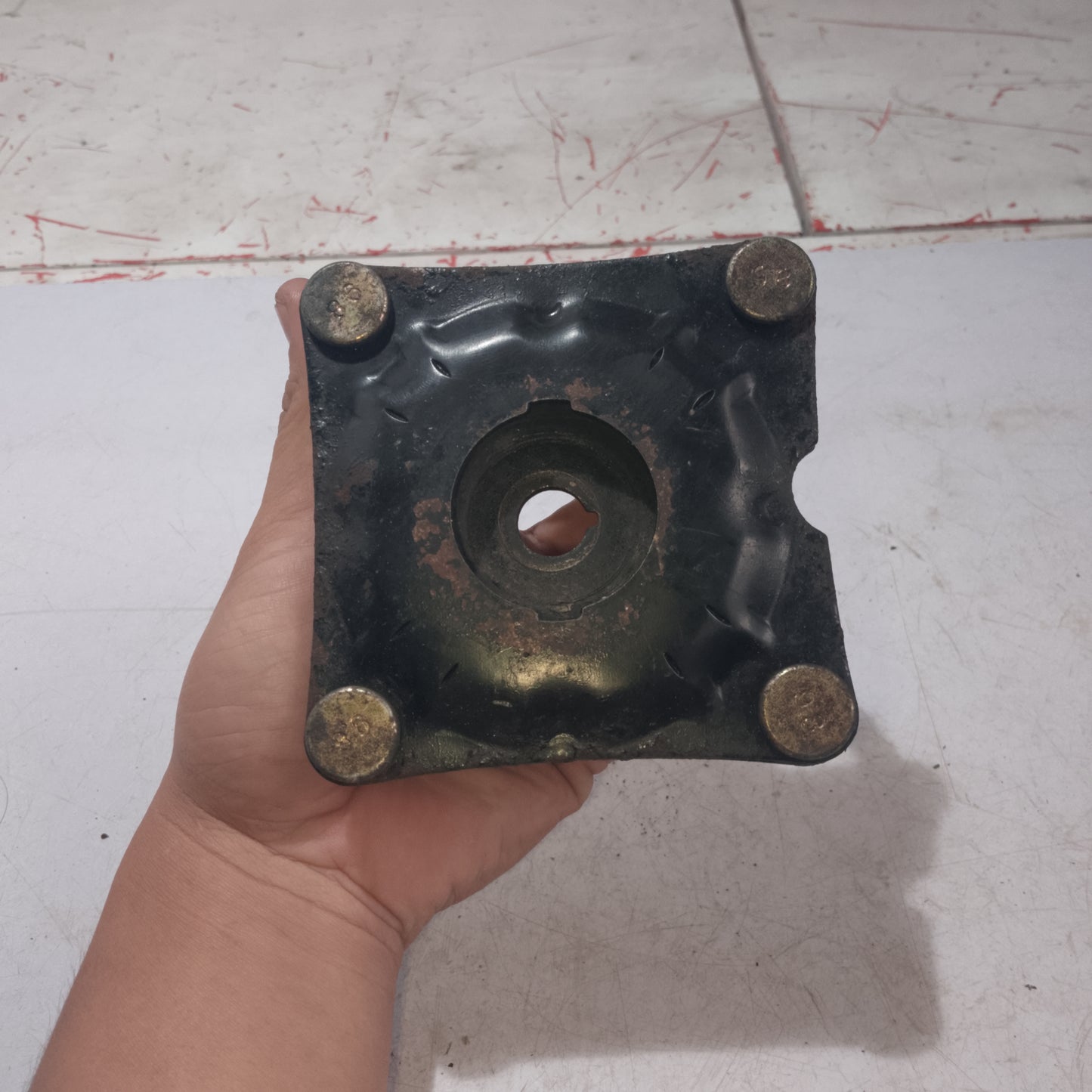 Strut Mounting | Mazda Tribute