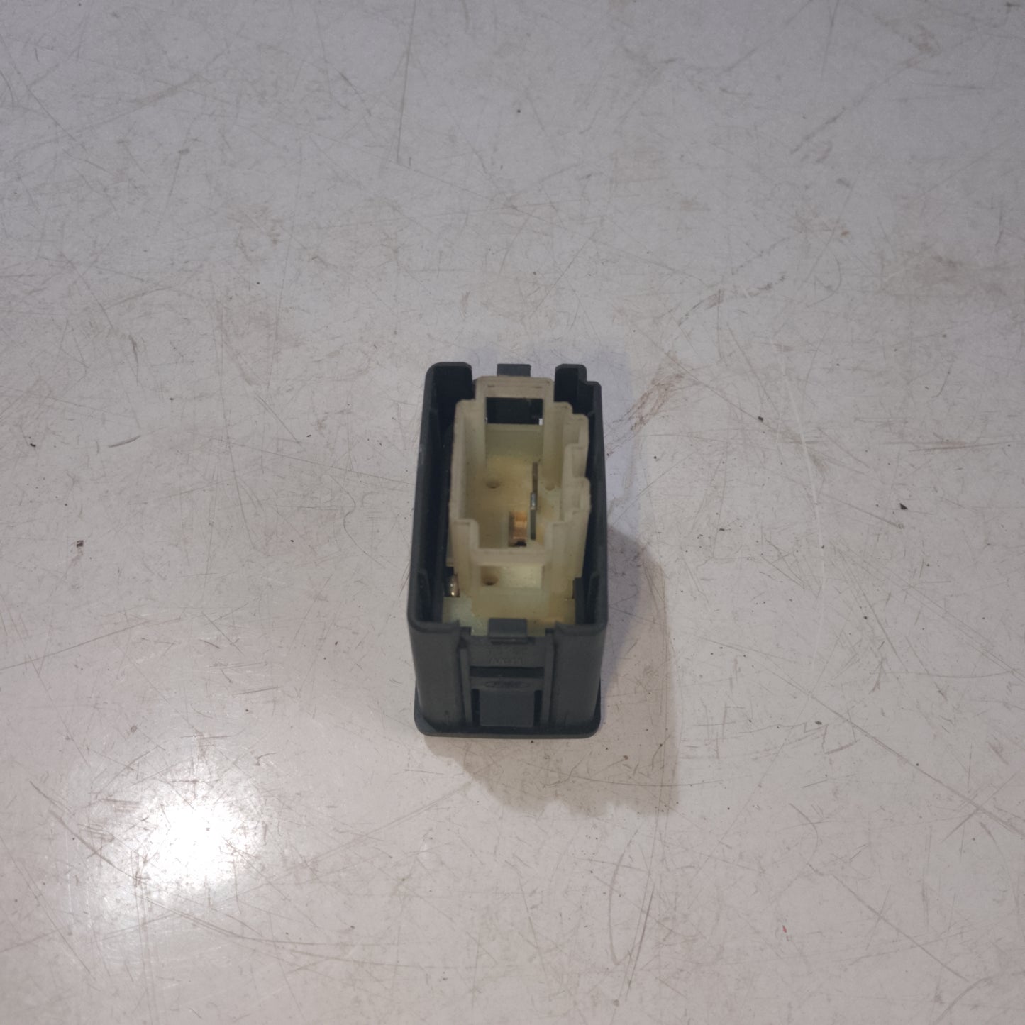 Fog Light Switch | Mazda Tribute