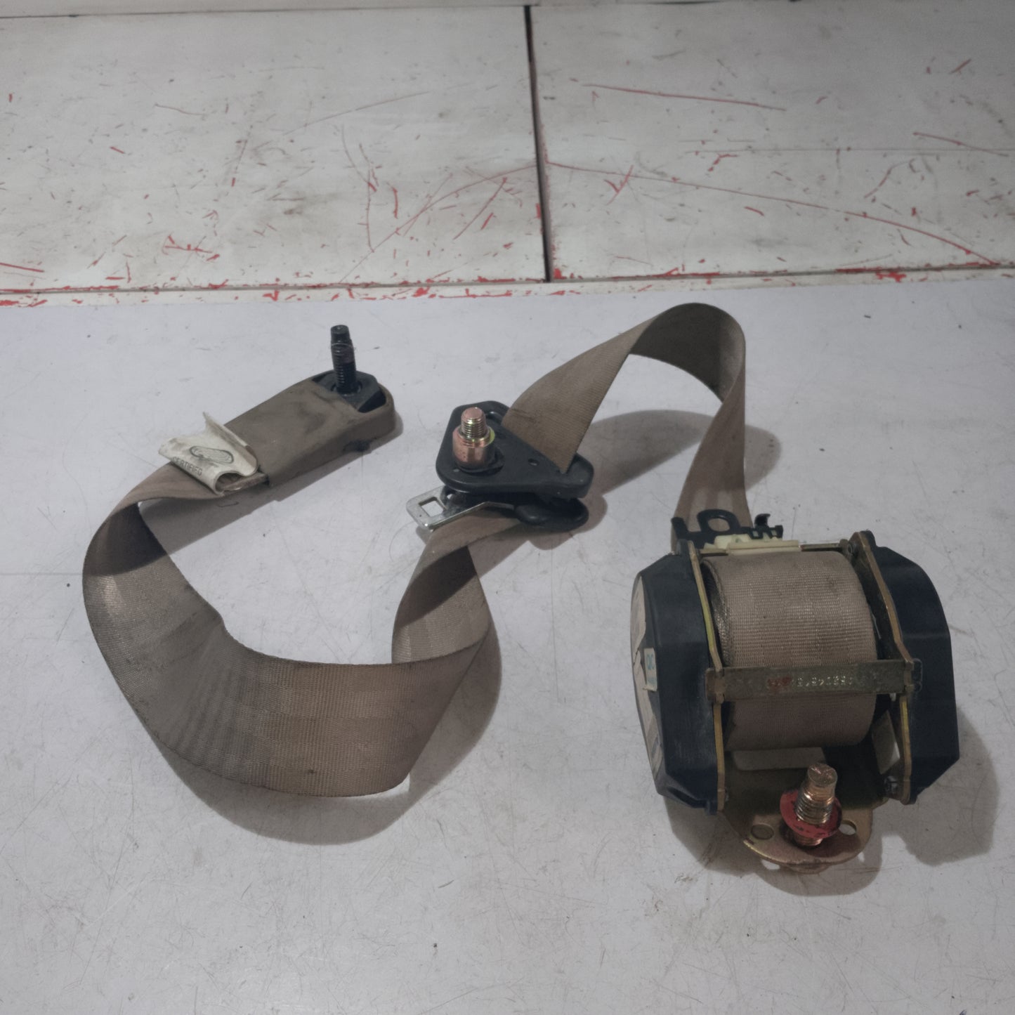 Seat Belt | Front Driver Side | Escape 2.3
