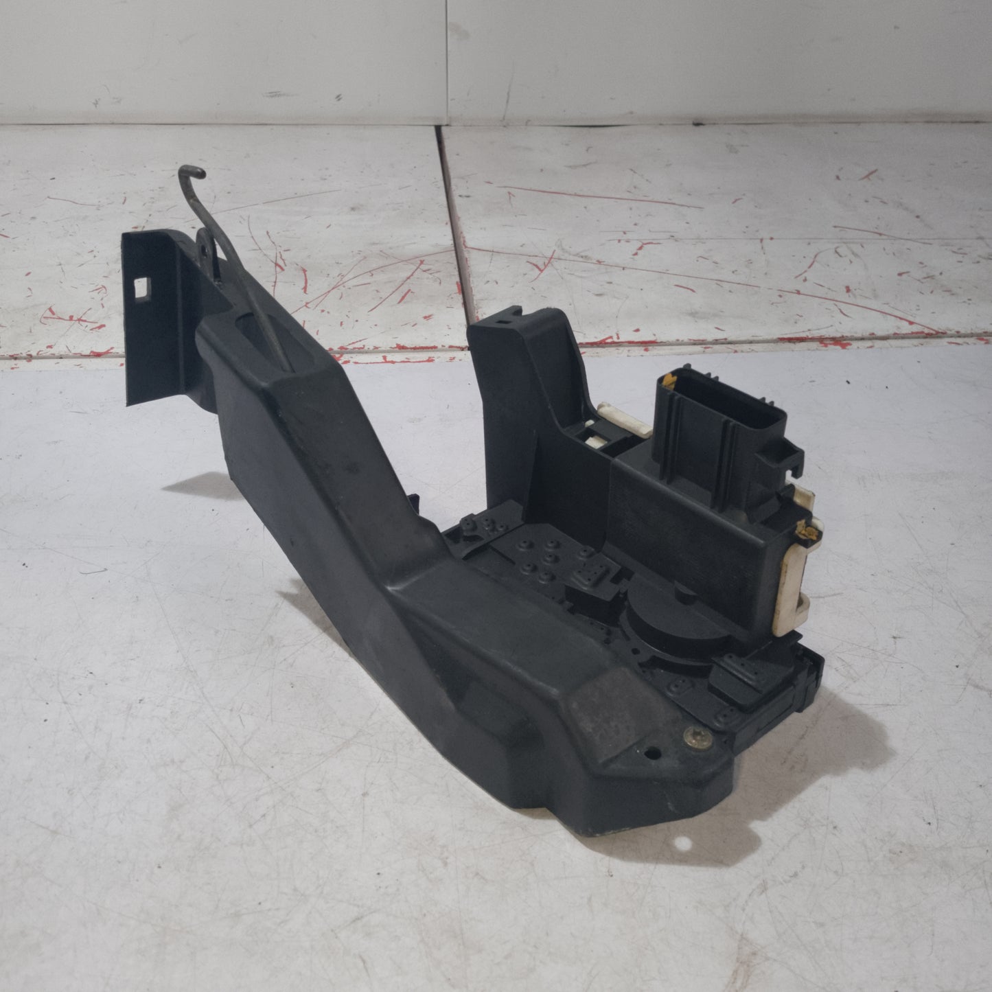 Door Lock Actuator | Front Passenger Side | Escape 2.3