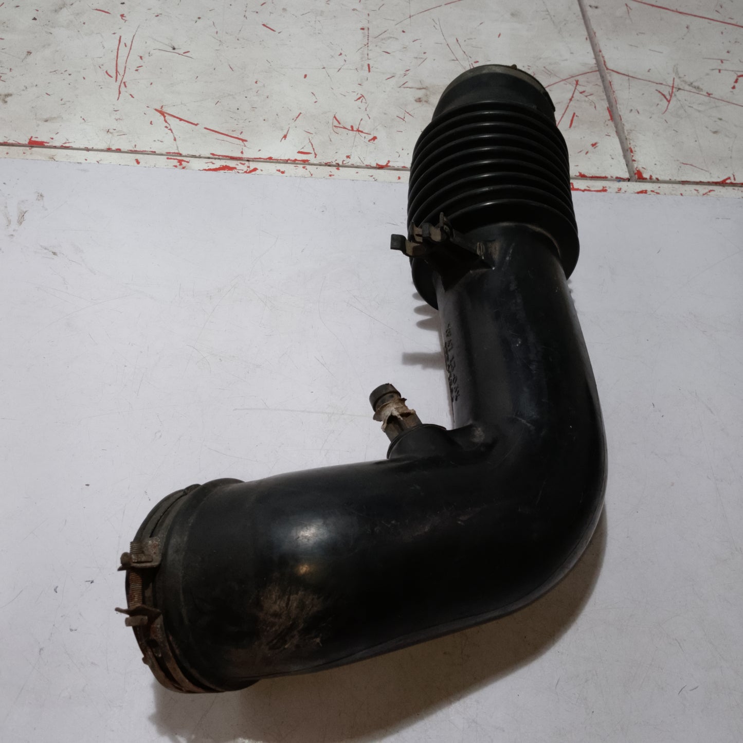 Air Box Hose | Escape 2.0