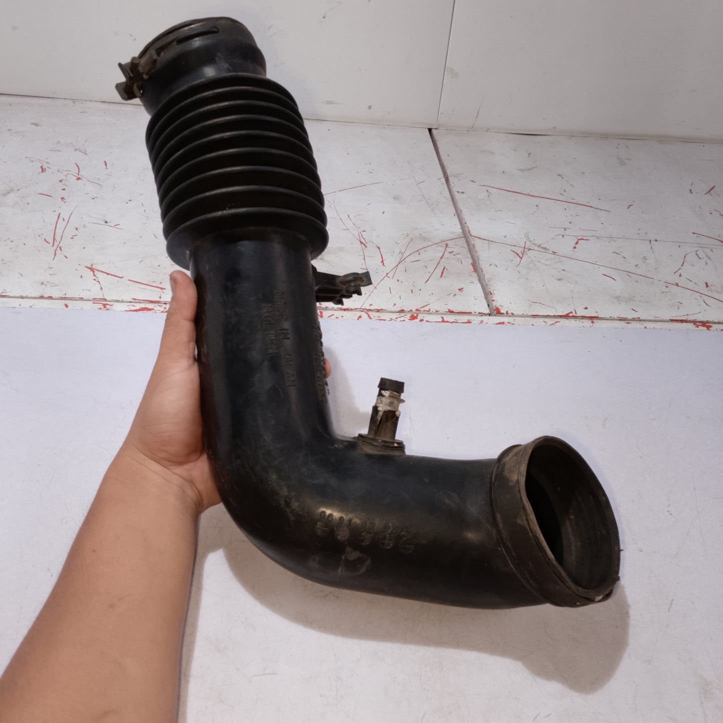 Air Box Hose | Escape 2.0