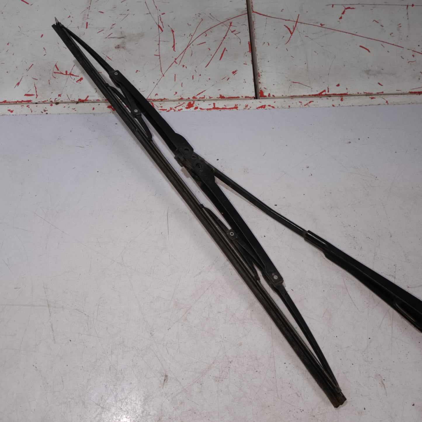 Wiper Arm | Passenger Side | Escape 2.3