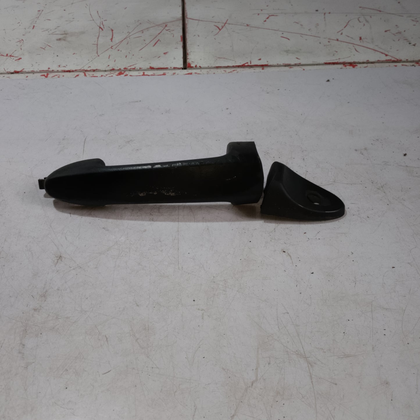 Outer Door Handle | Front Driver Side | Escape 2.0