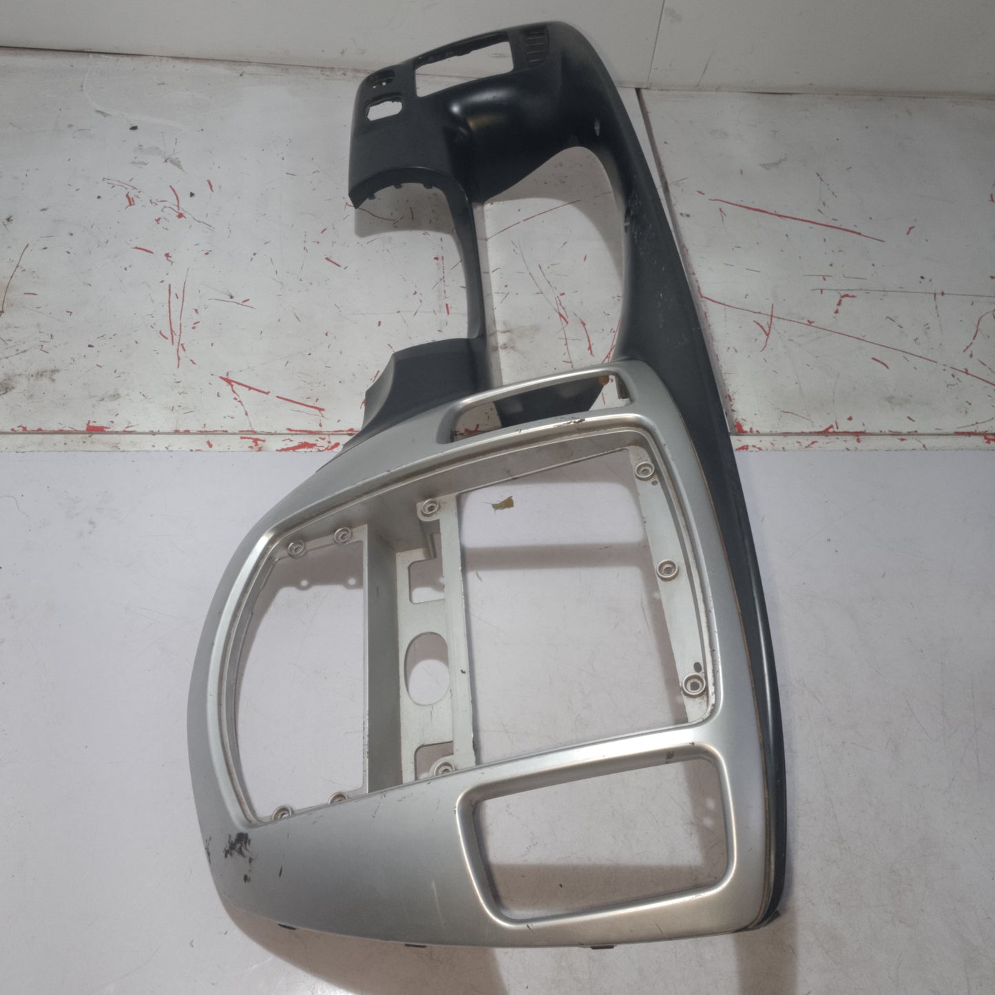 Center Console And Panel Gauge Frame | Escape 2.3
