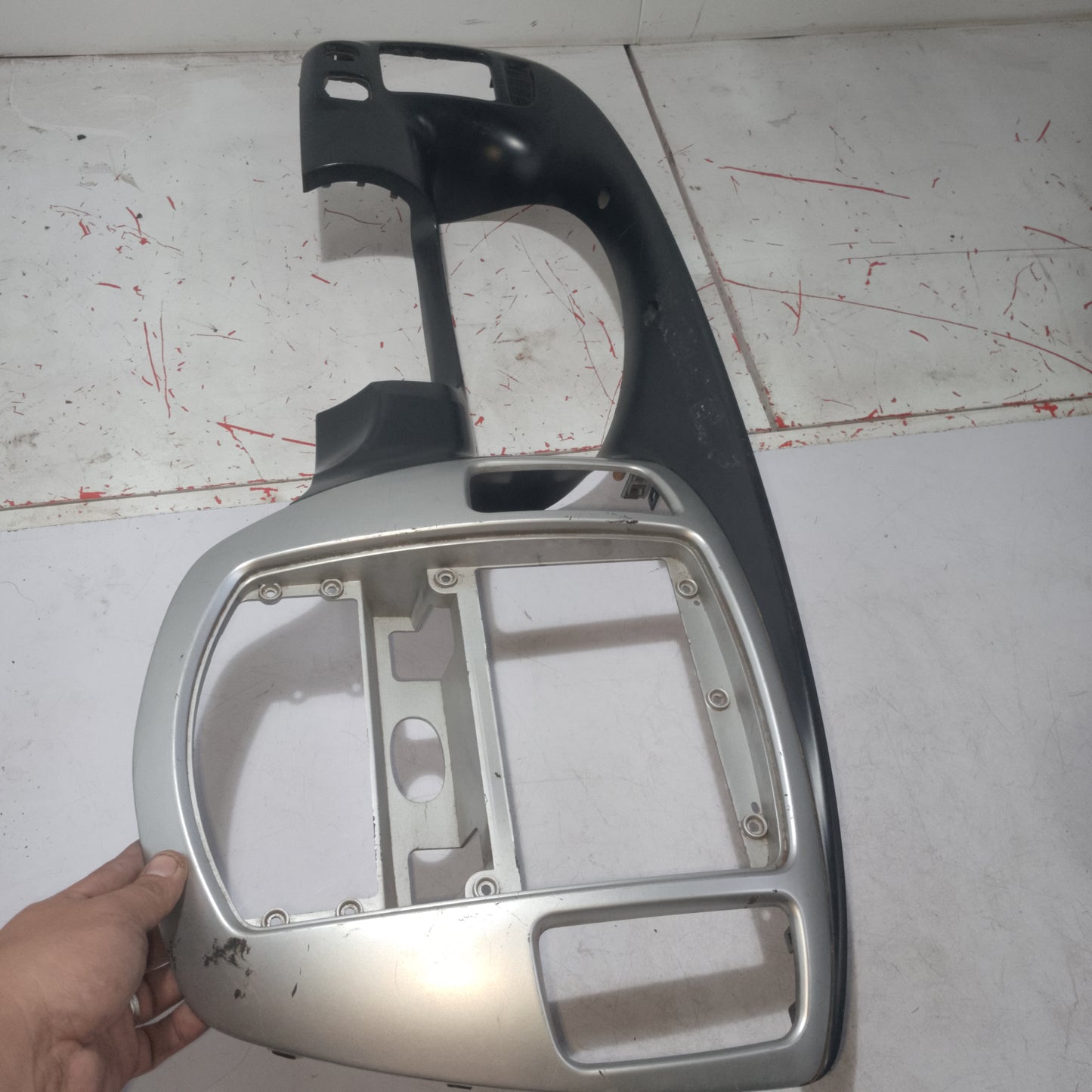 Center Console And Panel Gauge Frame | Escape 2.3