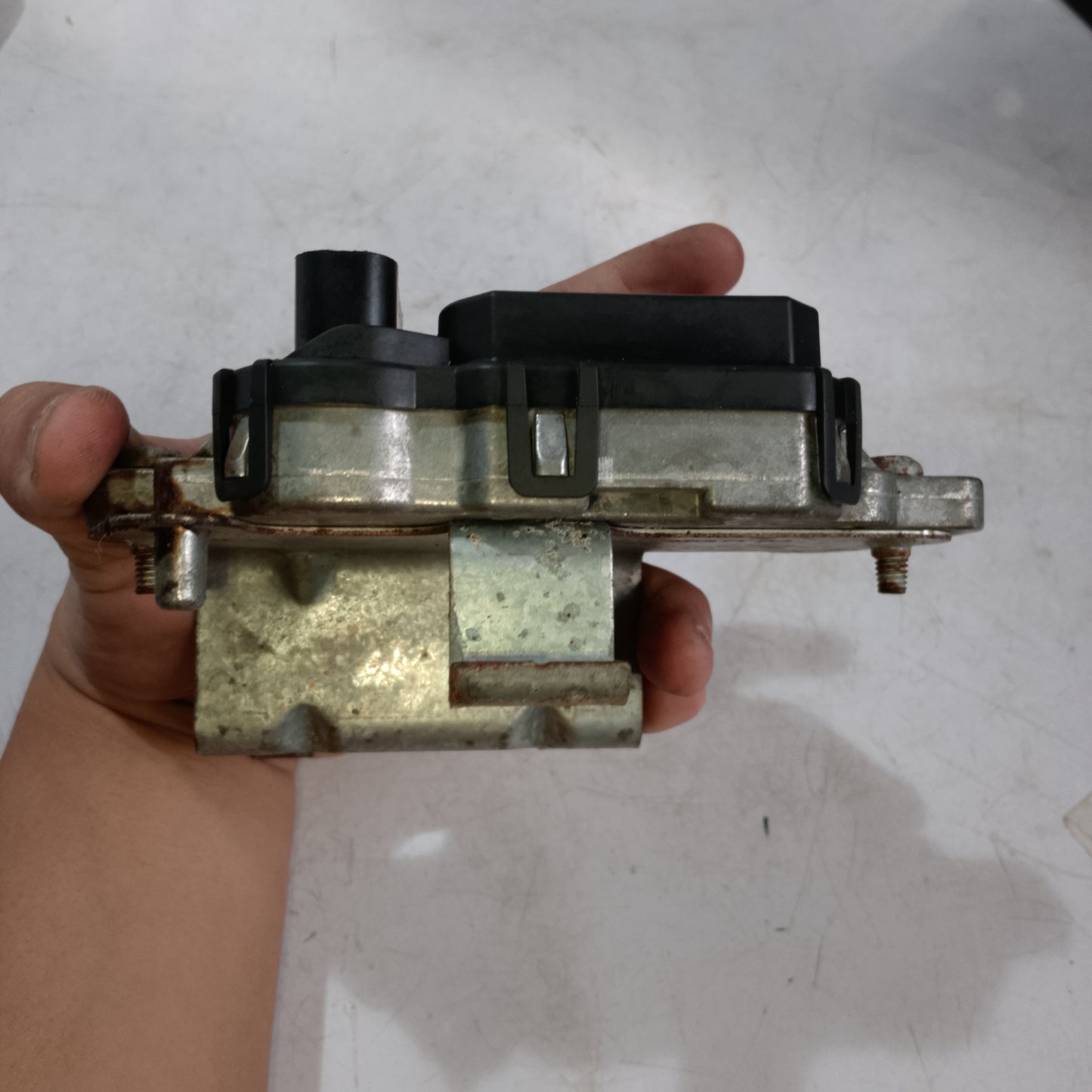 Fuel Pump Control Module | Explorer
