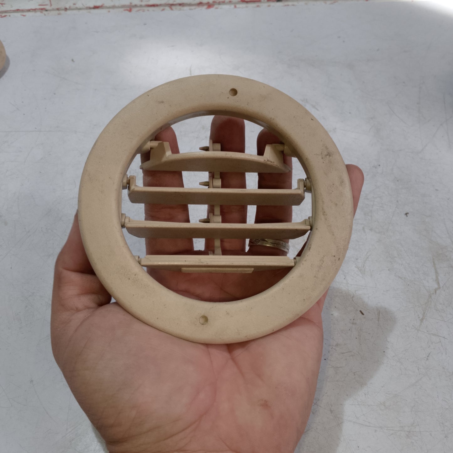 AC Vent Ceiling | Explorer