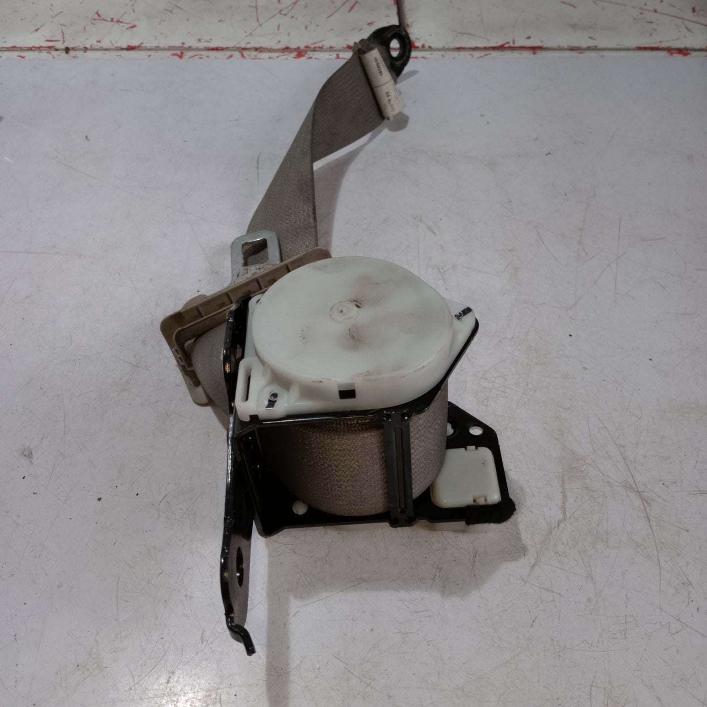 Seat Belt | Rear Passenger Side | Nissan Almera