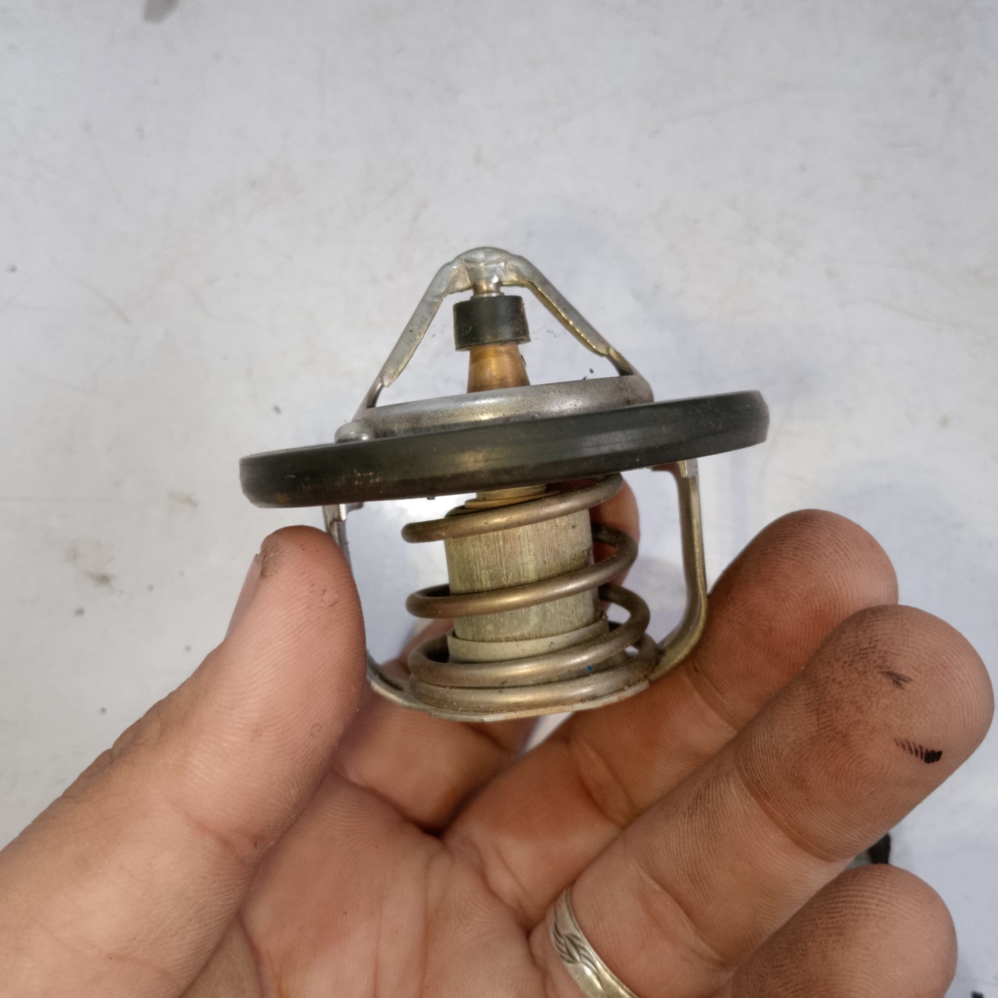 Thermostat | Nissan Almera