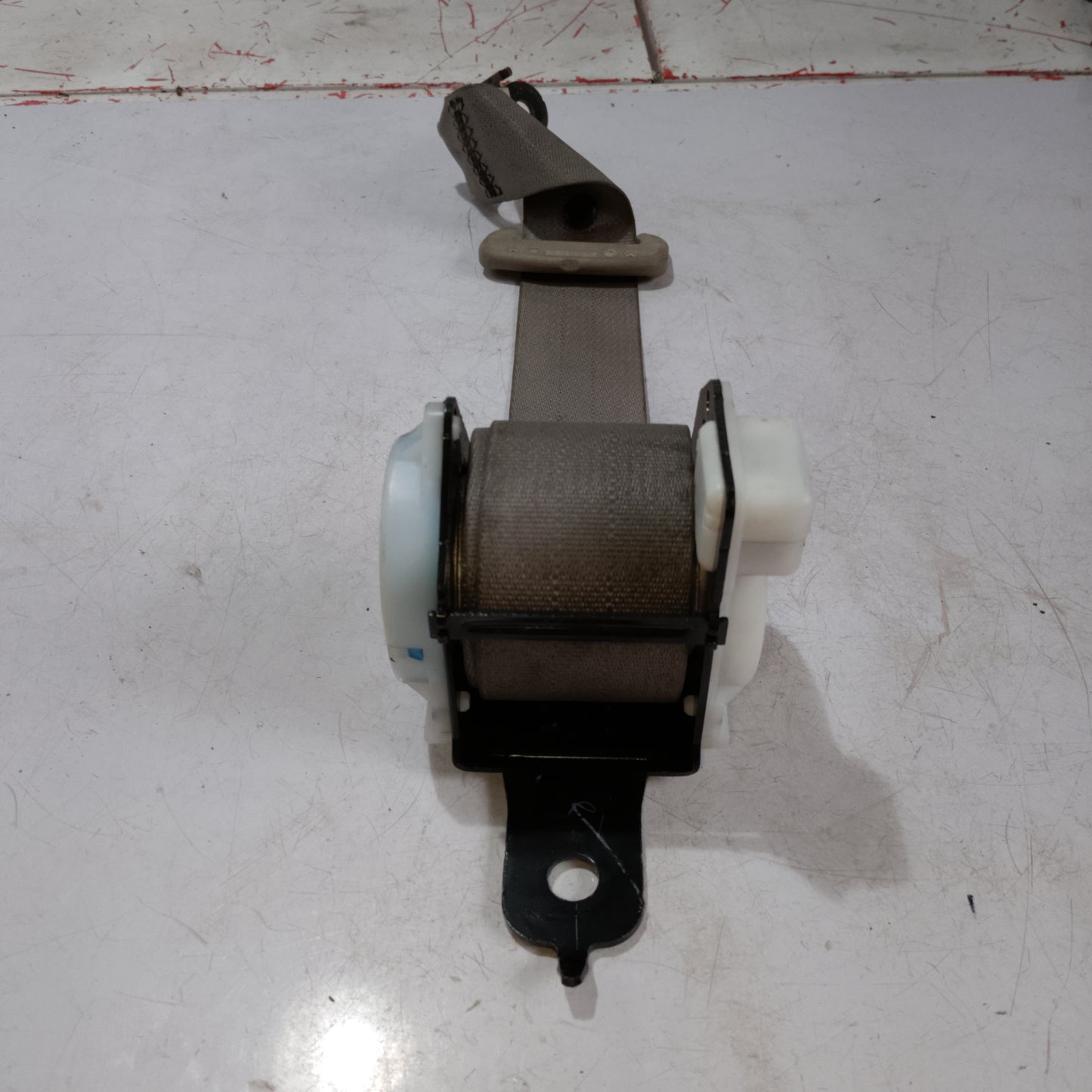 Seat Belt | Rear Driver Side | Nissan Almera