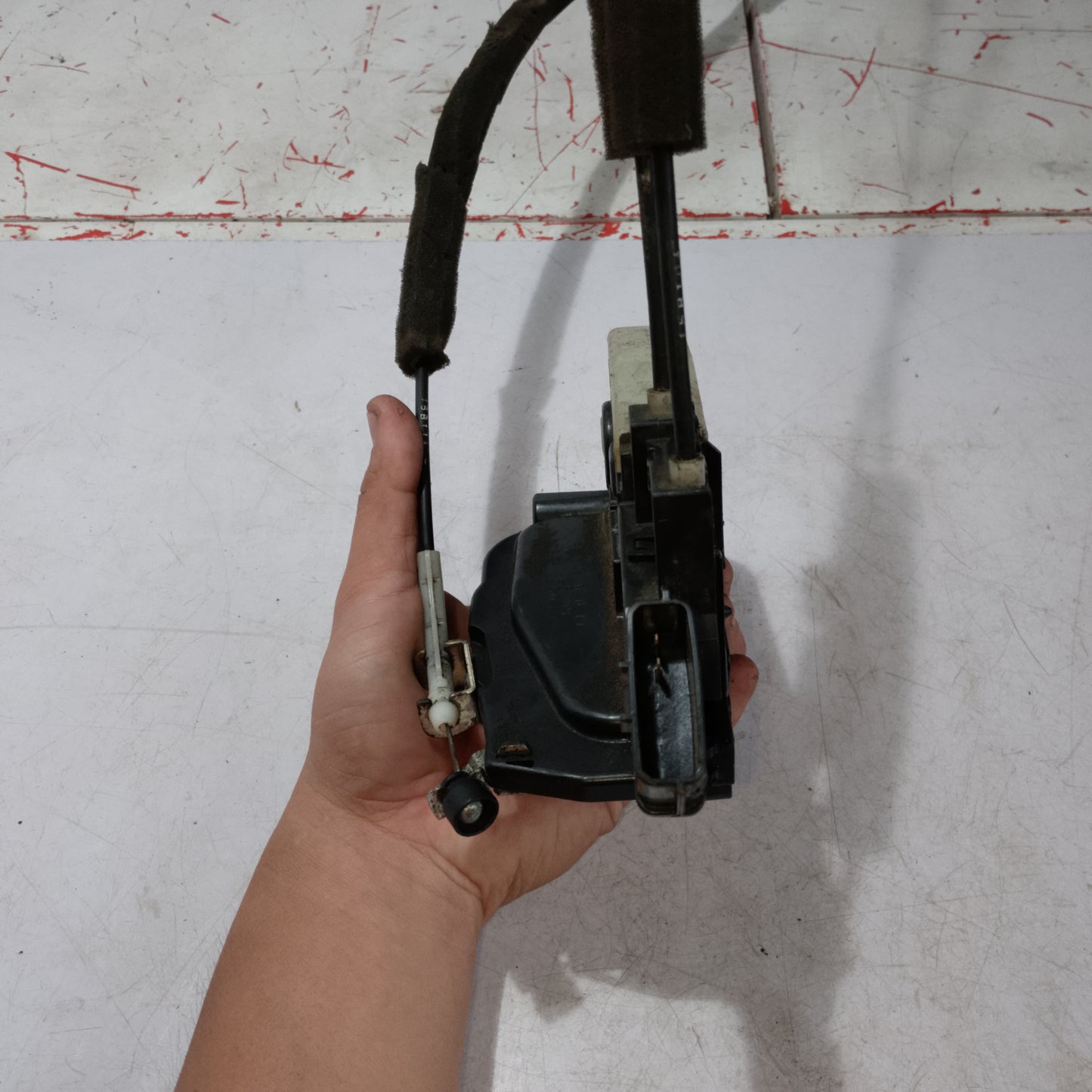 Door Lock Actuator | Front Passenger Side | Nissan Almera