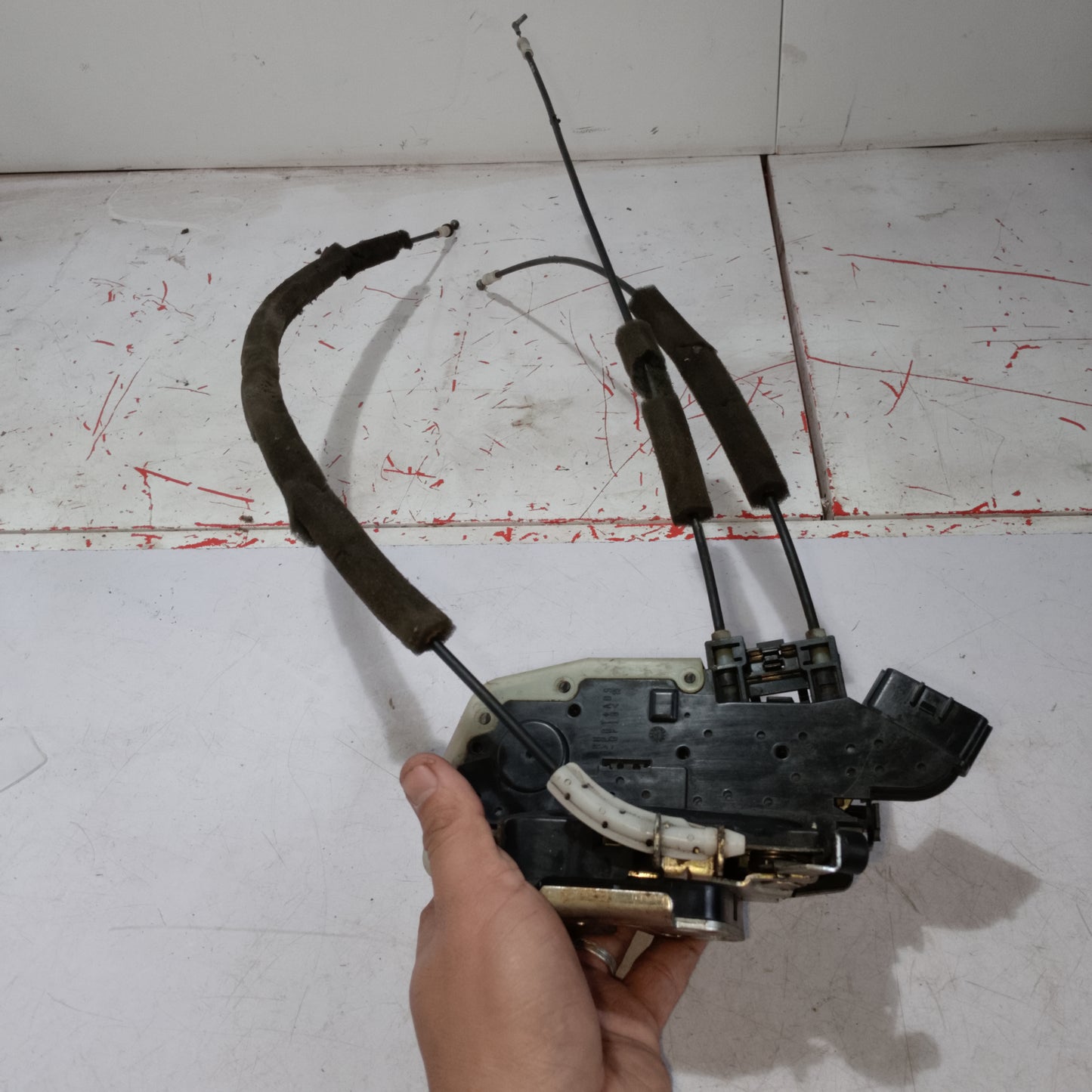 Door Lock Actuator | Front Passenger Side | Nissan Almera