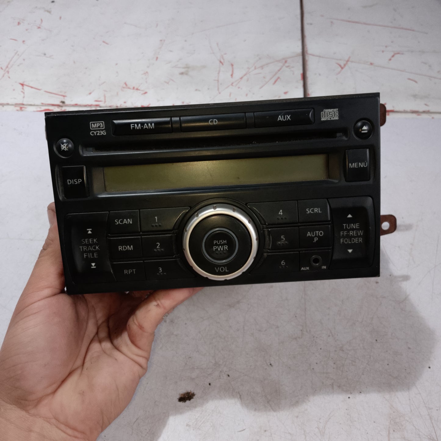 Stereo | Nissan Almera