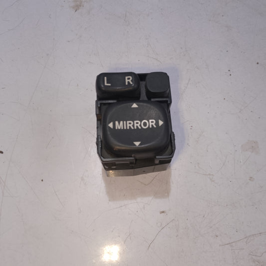 Mirror Switch | Subaru
