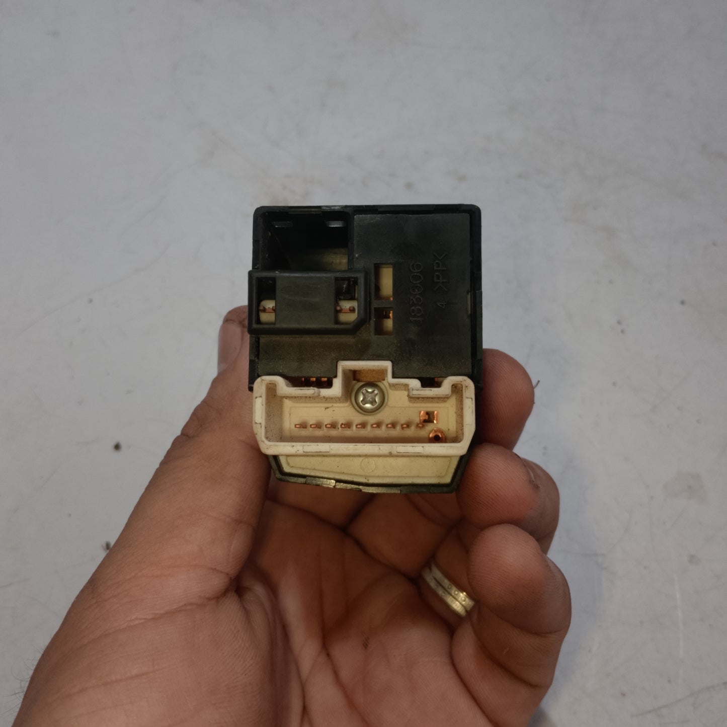Mirror Switch | Subaru