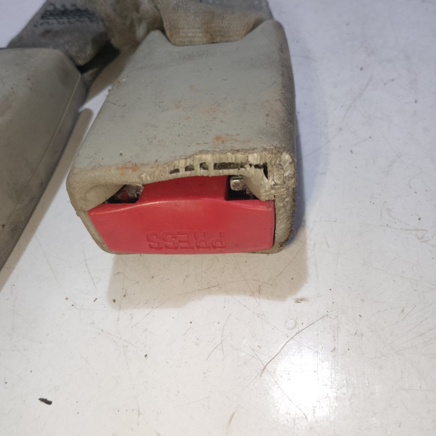Seat Belt Catcher | Nissan Almera