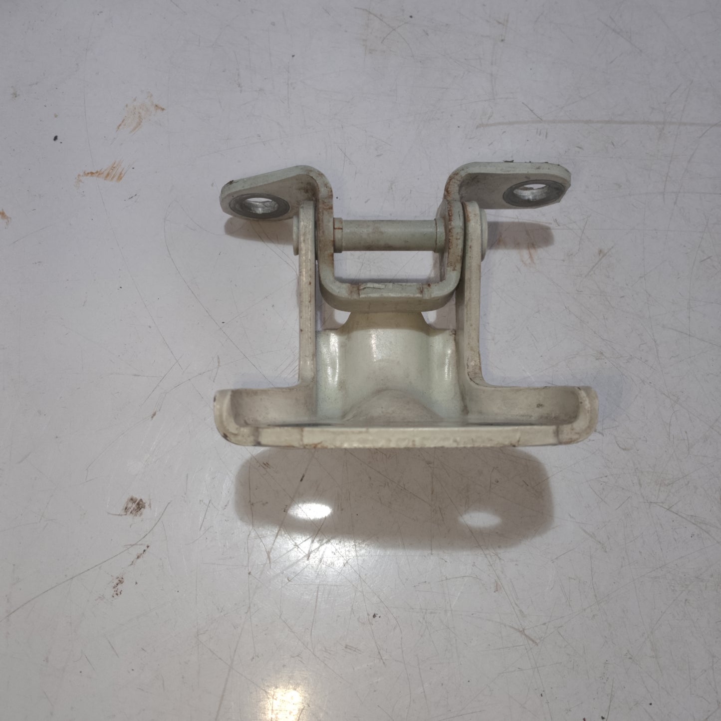 Bisagra | Rear Driver Side | Subaru