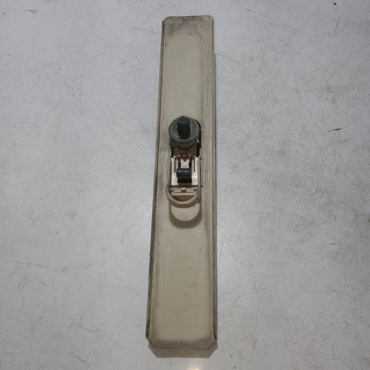 Seatbelt Catcher | Ford Expedition