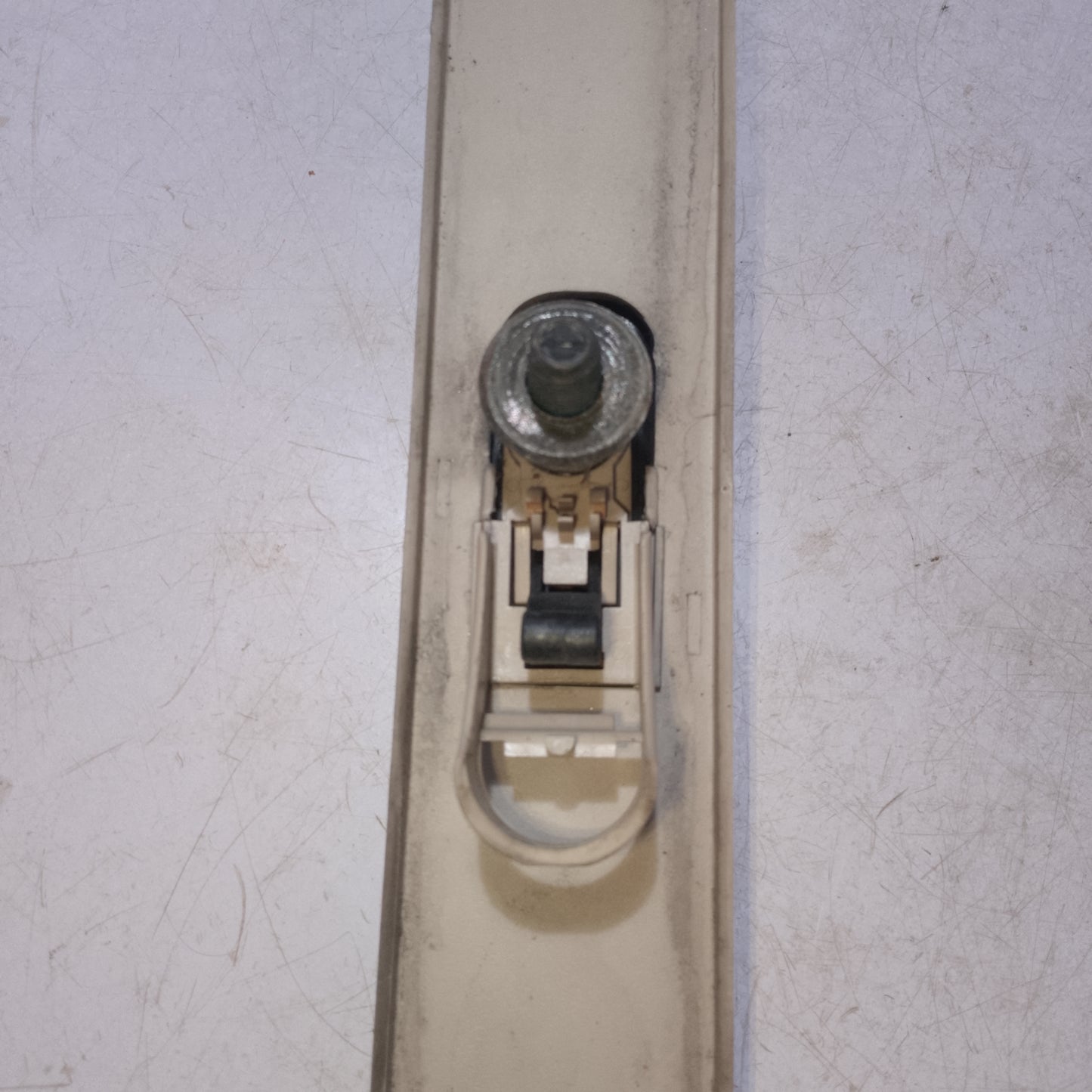 Seatbelt Catcher | Ford Expedition