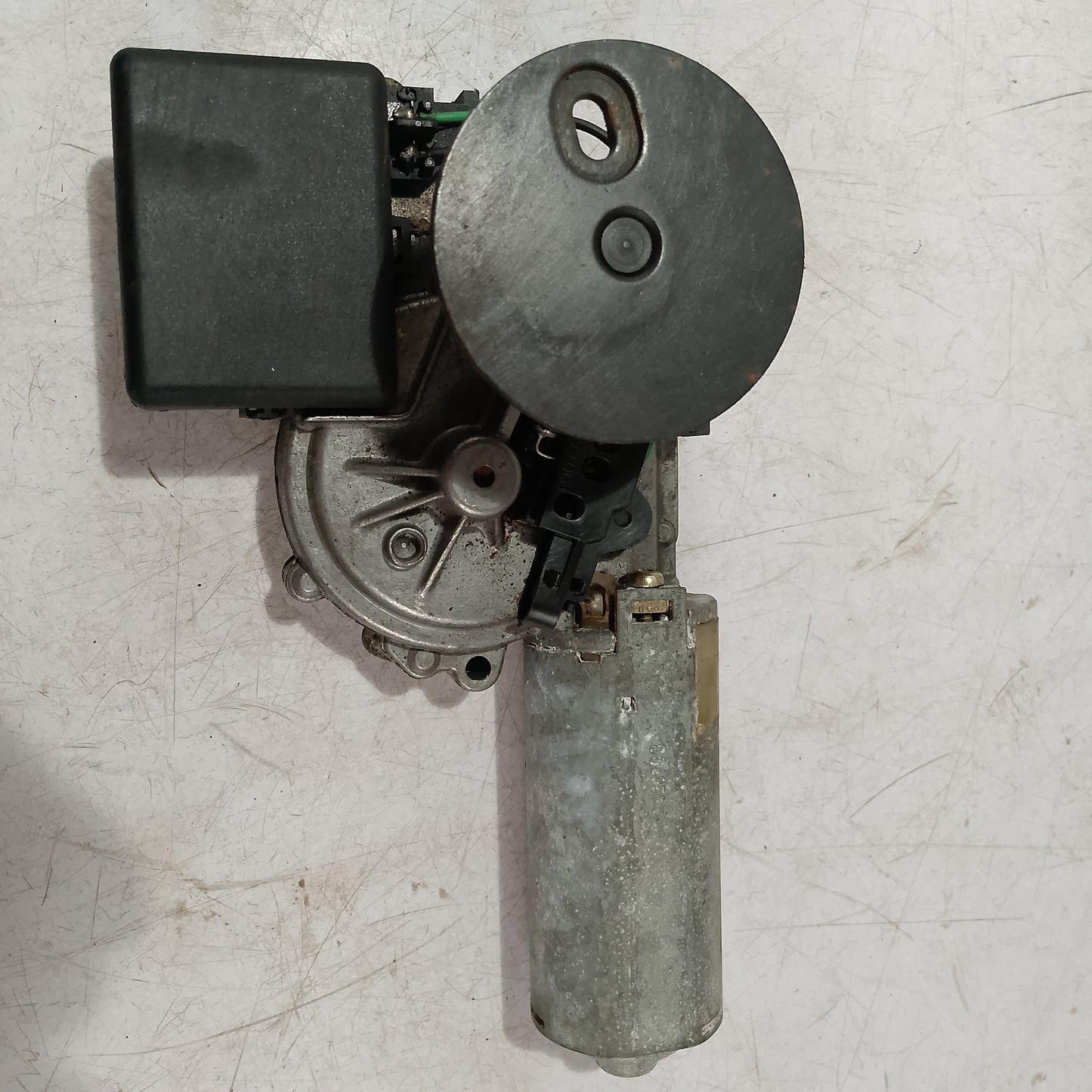 Rear wiper motor | Ford explorer