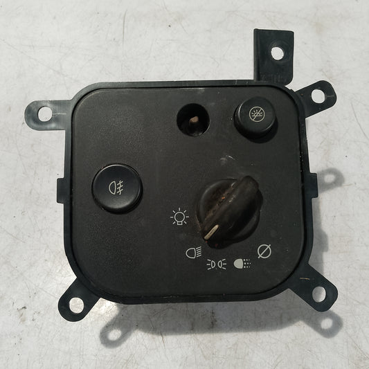 Headlight switch | Chevrolet trailblazer