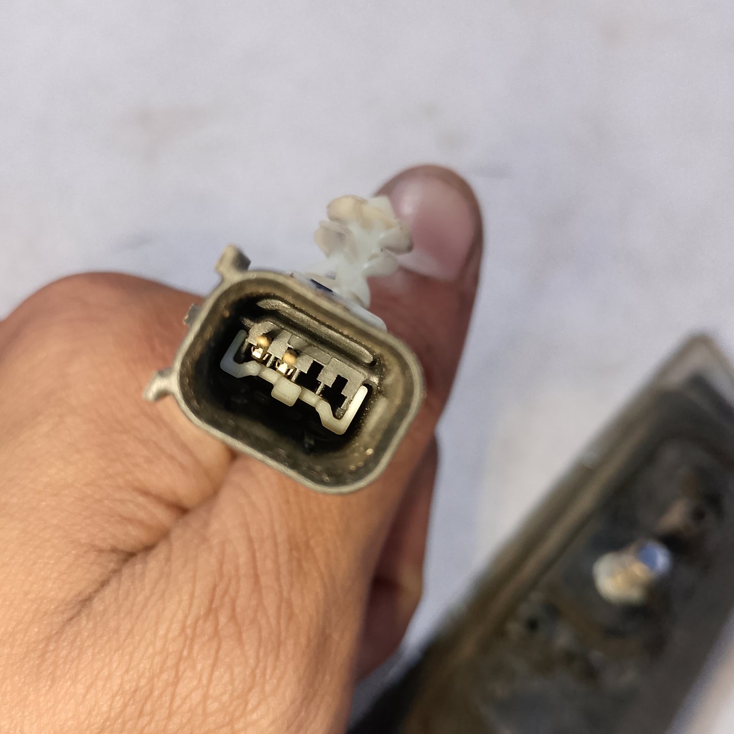 Door lock switch rear | Ecosport