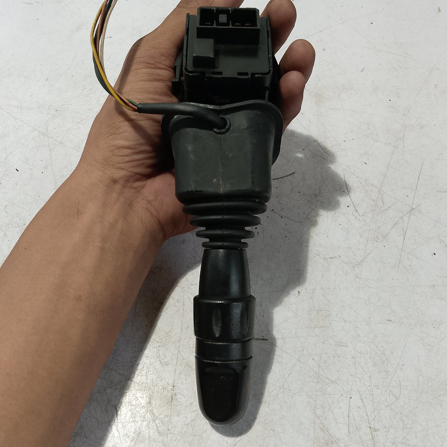 Headlight switch | Optra