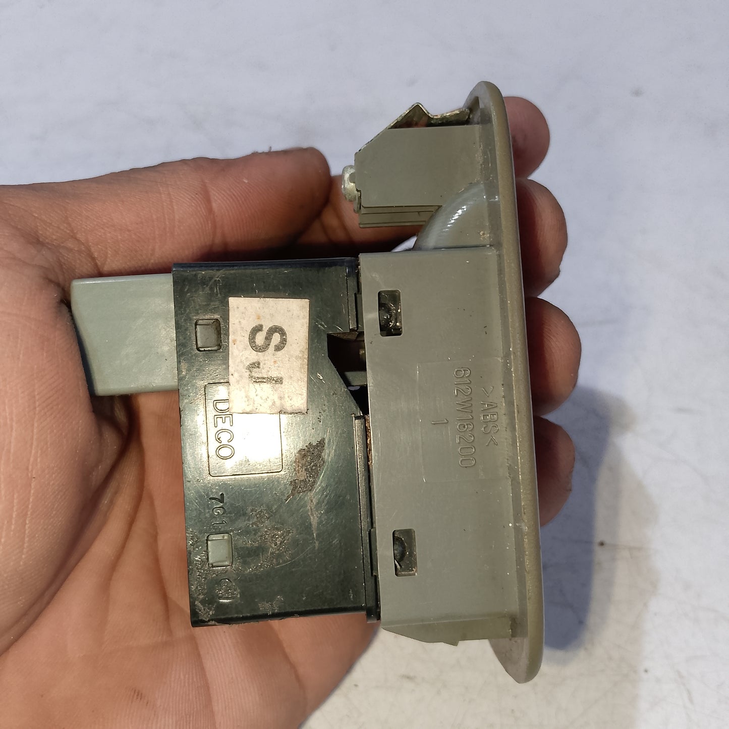 Window switch | Optra