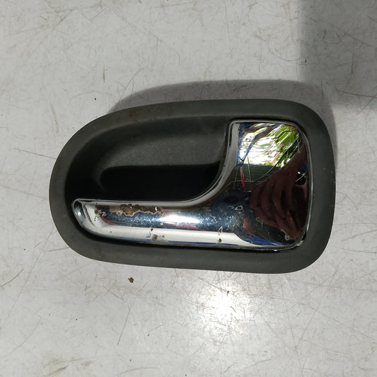 Inner door handle R/P/S | Cherry QQ