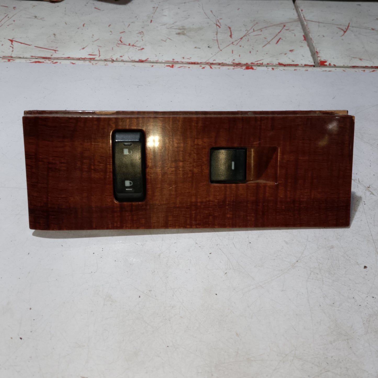 Front Window Switch P/S | Explorer 2009