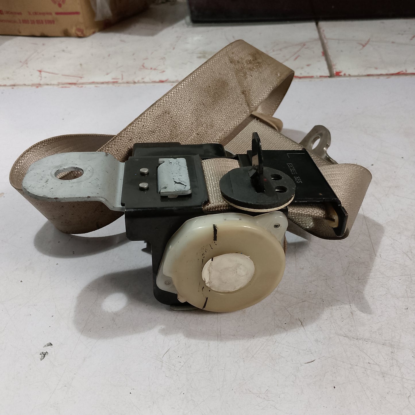 Seatbelt Retractor Third Row seat D/S | Explorer 2009
