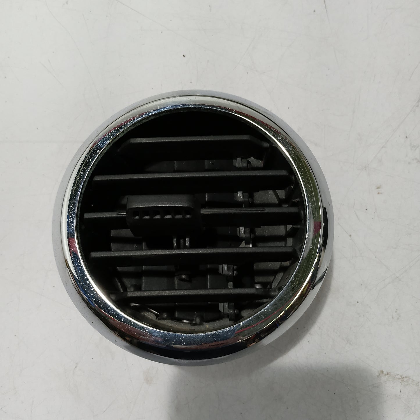 AC Vent Dashboard | Explorer 2009