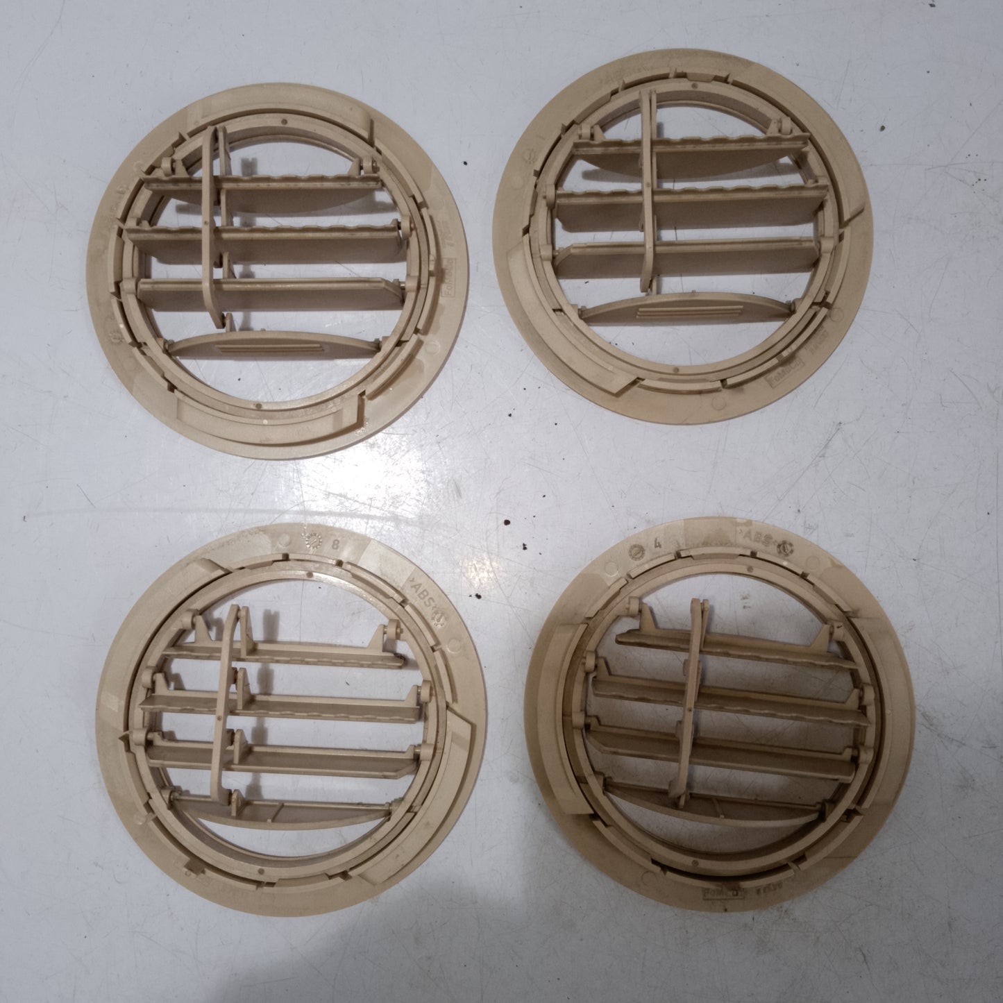 AC Vent Ceiling | Explorer 2009
