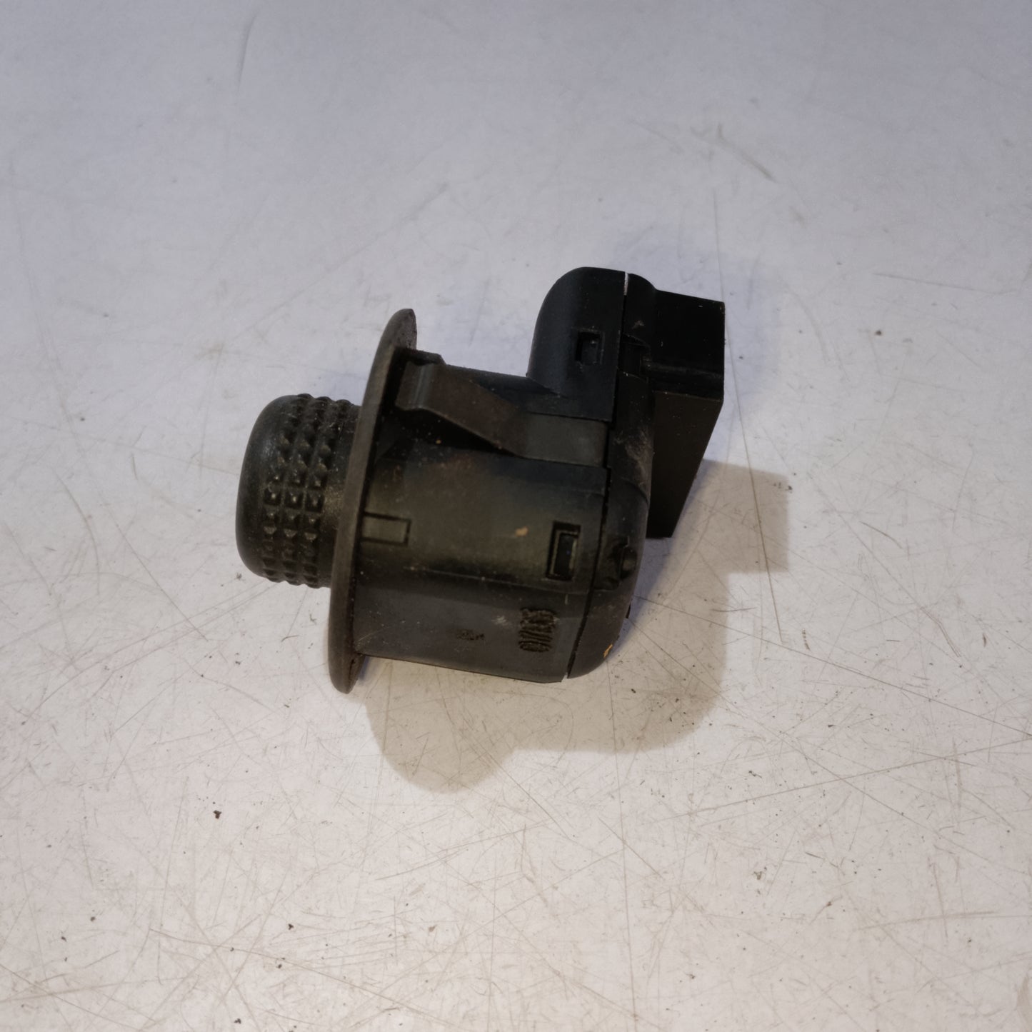 Mirror Control Lever Switch F/D/S | Fiesta