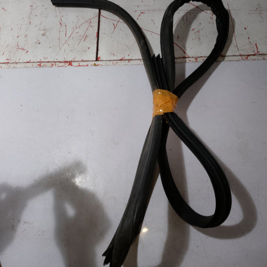 Body Rubber front Driver Side Ford Ecosport