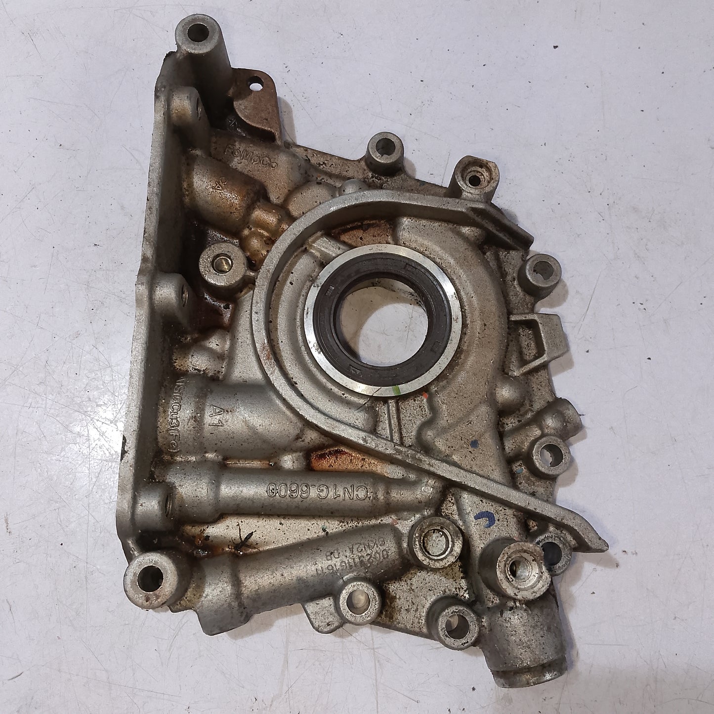 Fuel oil pump Ford Fiesta 1.5