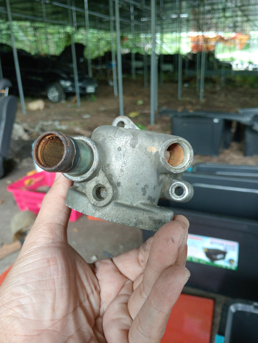 Hyundai Accent | Gas | Thermostat Housing