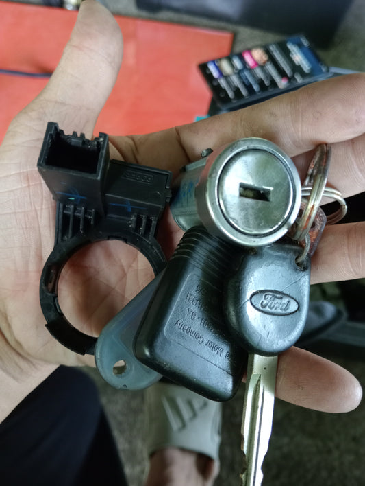 Ford Explorer | Ignition Switch, Immobilizer, Key Set