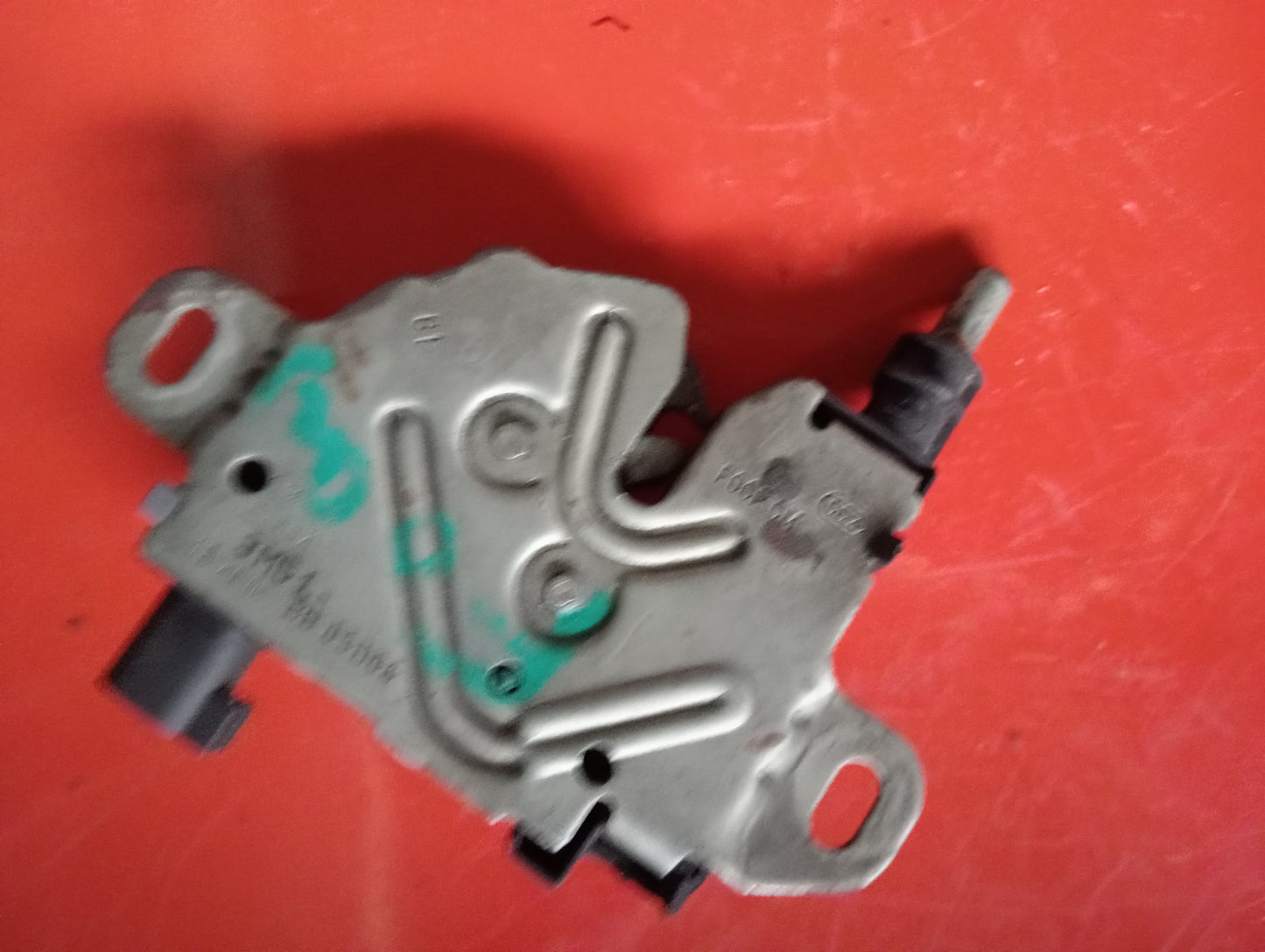 Ford Focus | Hood Lock Actuator