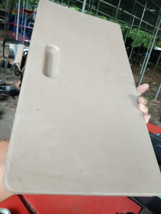 Ford Explorer | Glove Box Cover