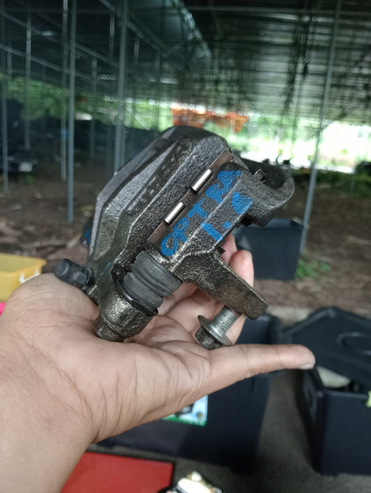 Chevrolet Optra | 1.6 | Brake Caliper Rear Driver Side