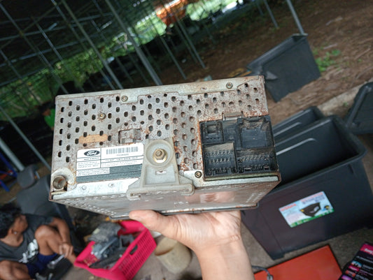 Ford Explorer | Sport Trac | Stereo