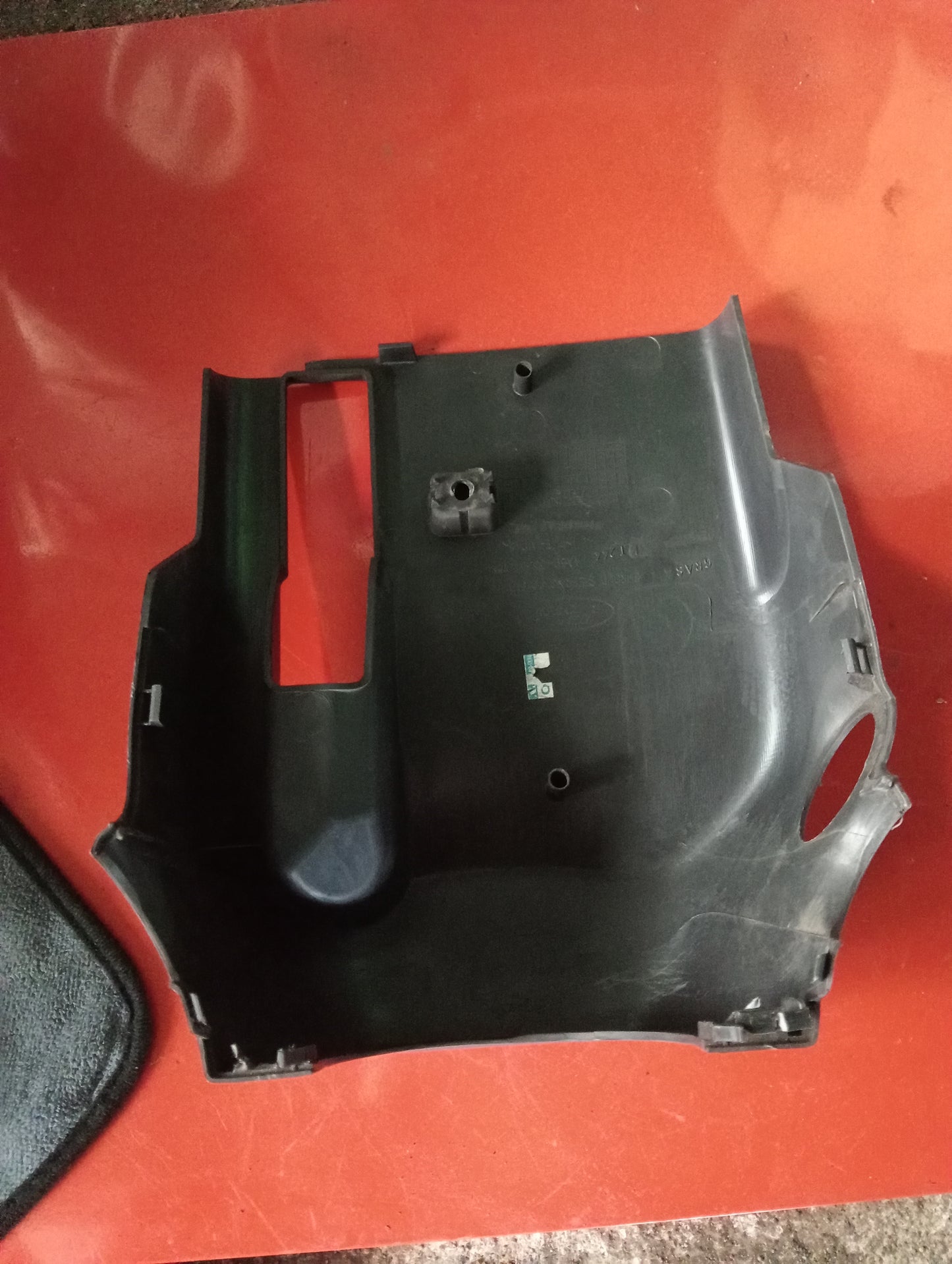 Ford Fiesta | 1.5 | Lower Steering Column Cover